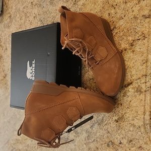 $160 Retail! SOREL WATERPROOF Suede, Wedge Boots. New with Tags!